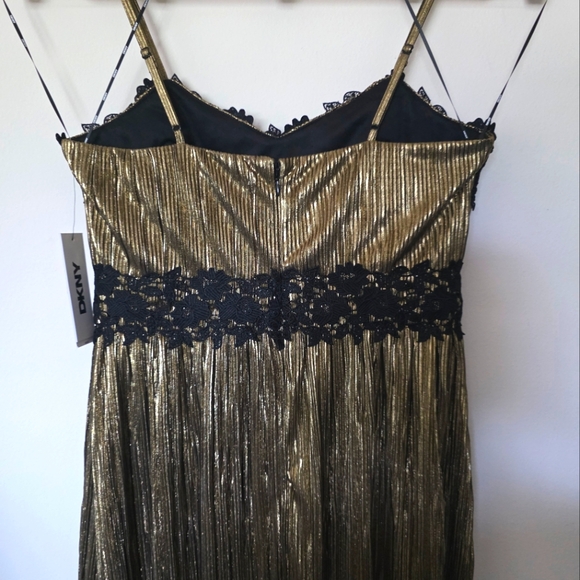 DKNY Women's Pleated Metallic Lace-Trim‎ Sleeveless Gown Sz 2 - Picture 7 of 13